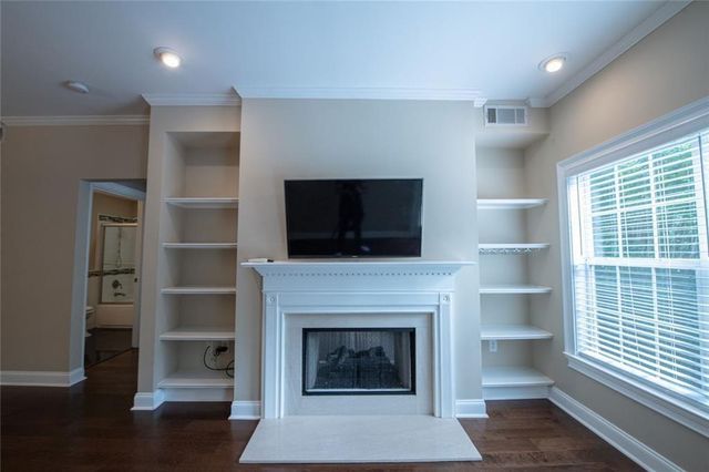 3275 NE Lenox Road NE 207, Atlanta, GA 30324
