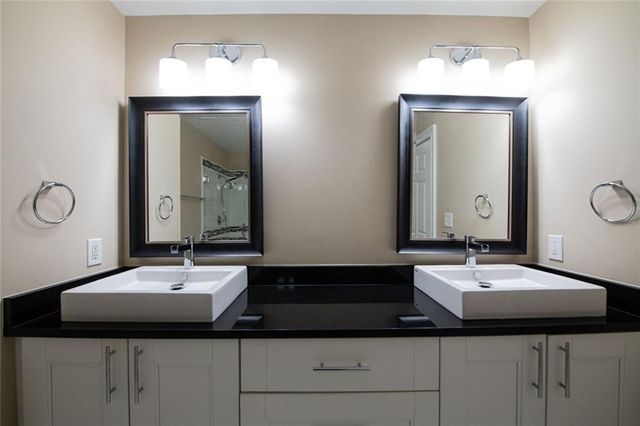 3275 NE Lenox Road NE 207, Atlanta, GA 30324