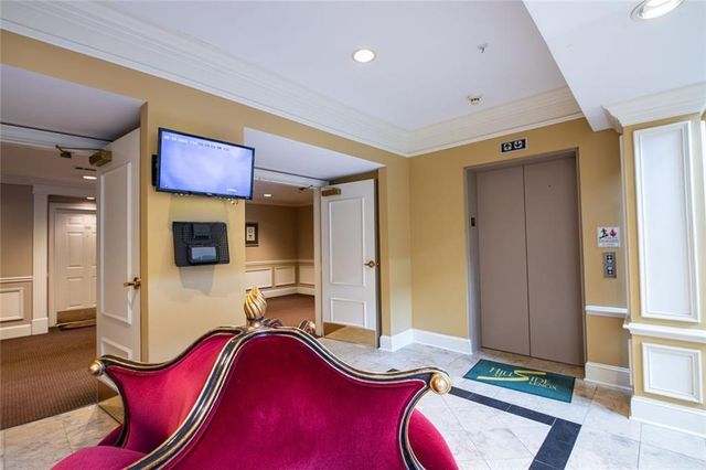 3275 NE Lenox Road NE 207, Atlanta, GA 30324