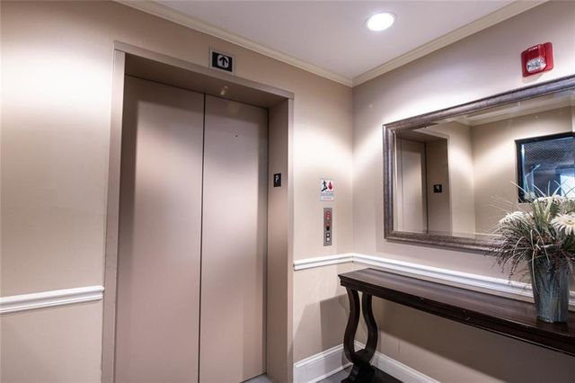 3275 NE Lenox Road NE 207, Atlanta, GA 30324