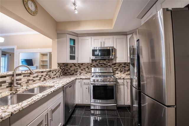 3275 NE Lenox Road NE 207, Atlanta, GA 30324