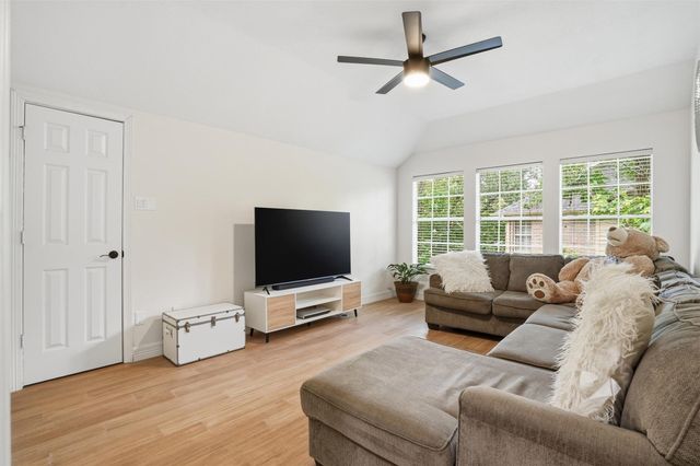 73 W Sandalbranch Circle, The Woodlands, TX 77382