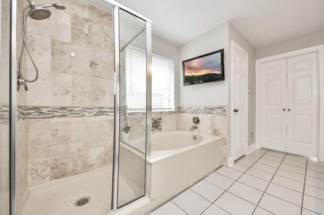 8402 Rose Garden Drive, Houston, TX 77083