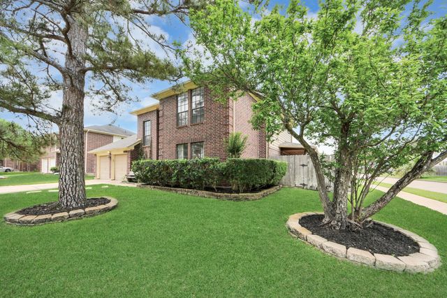 8402 Rose Garden Drive, Houston, TX 77083