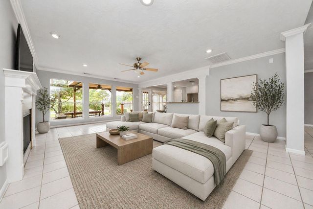 8402 Rose Garden Drive, Houston, TX 77083