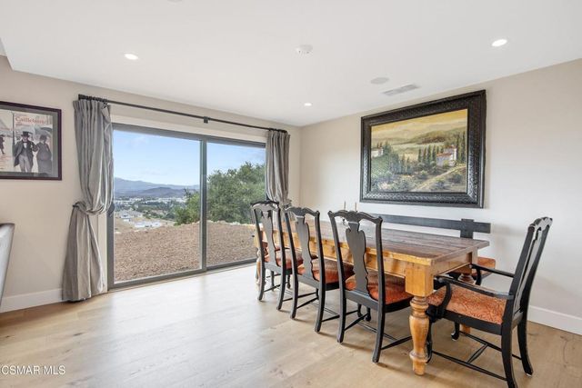 20 La Cam Road, Newbury Park, CA 91320
