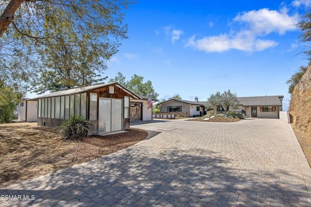 20 La Cam Road, Newbury Park, CA 91320