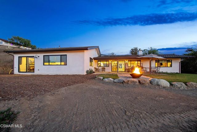 20 La Cam Road, Newbury Park, CA 91320