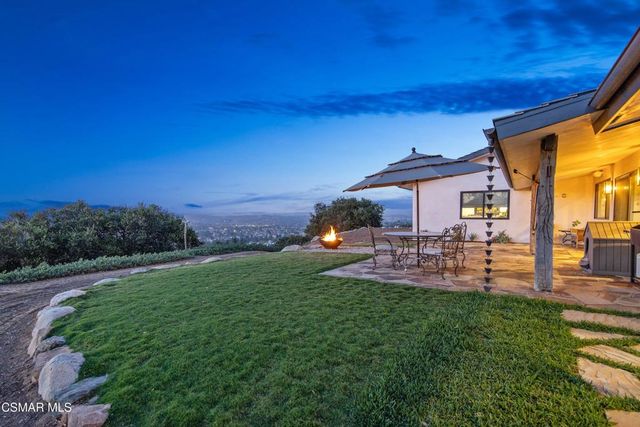 20 La Cam Road, Newbury Park, CA 91320