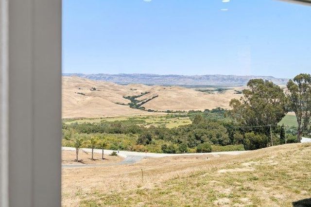 2774 Butterfly Court, San Juan Bautista, CA 95045