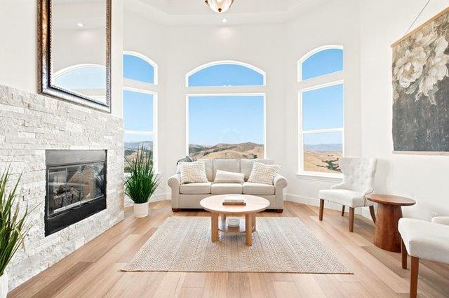 2774 Butterfly Court, San Juan Bautista, CA 95045