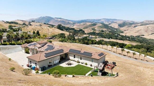 2774 Butterfly Court, San Juan Bautista, CA 95045
