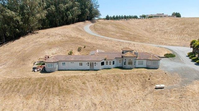2774 Butterfly Court, San Juan Bautista, CA 95045