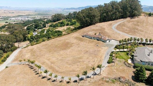 2774 Butterfly Court, San Juan Bautista, CA 95045