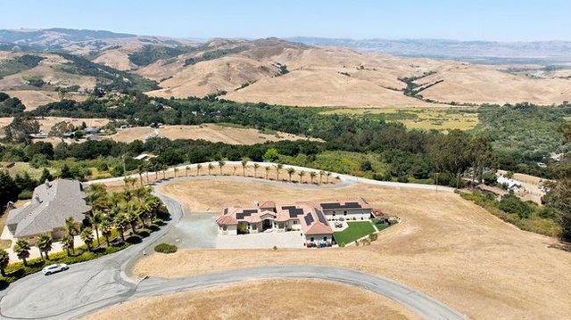 2774 Butterfly Court, San Juan Bautista, CA 95045