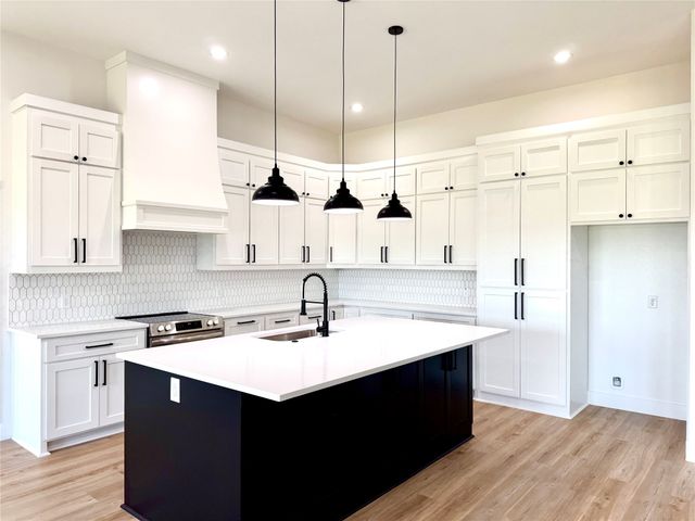 3297 Escobar Circle, Greenville, TX 75401
