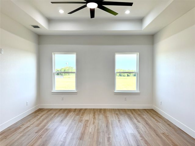 3297 Escobar Circle, Greenville, TX 75401