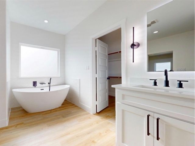 3297 Escobar Circle, Greenville, TX 75401
