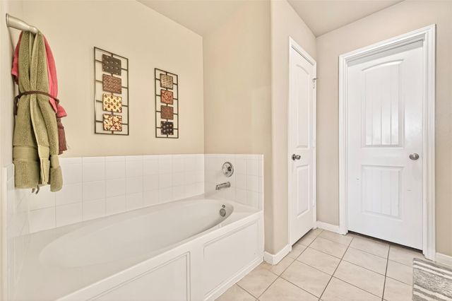 18203 Sonora Brook Lane, Richmond, TX 77407
