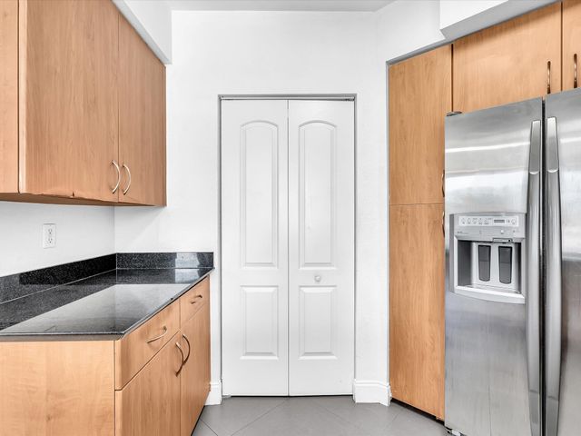 1830 Radius Drive 214, Hollywood, FL 33020