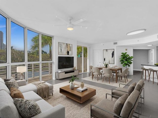 1830 Radius Drive 214, Hollywood, FL 33020