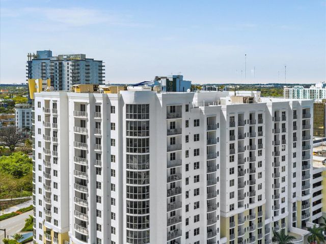 1830 Radius Drive 214, Hollywood, FL 33020