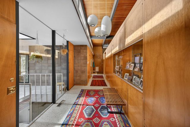 2051 Lambeth Way, Carmichael, CA 95608