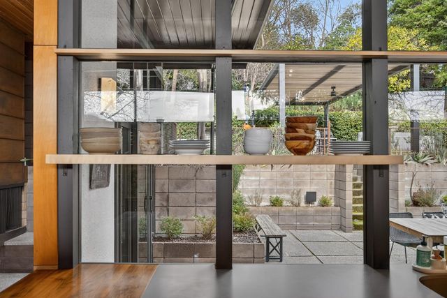 2051 Lambeth Way, Carmichael, CA 95608