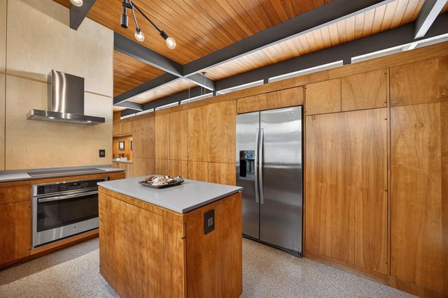 2051 Lambeth Way, Carmichael, CA 95608