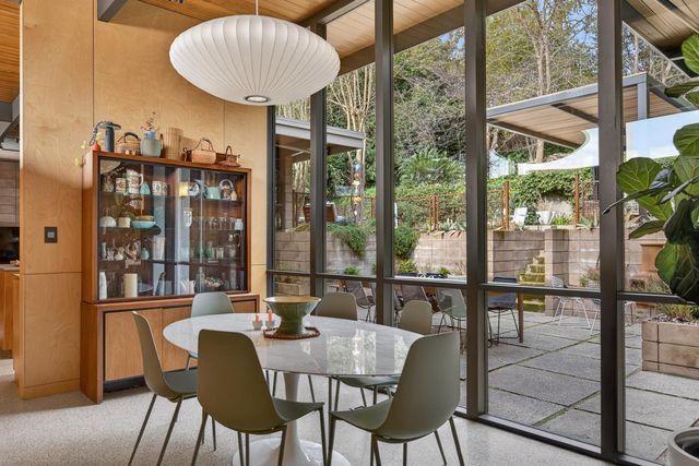 2051 Lambeth Way, Carmichael, CA 95608