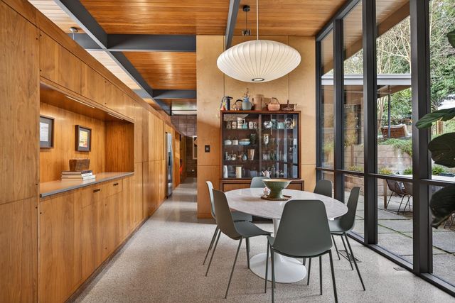 2051 Lambeth Way, Carmichael, CA 95608