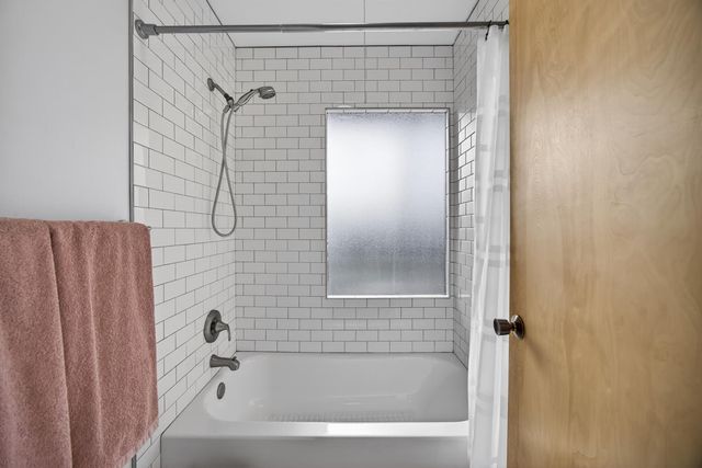 2051 Lambeth Way, Carmichael, CA 95608