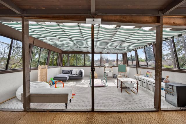 2051 Lambeth Way, Carmichael, CA 95608