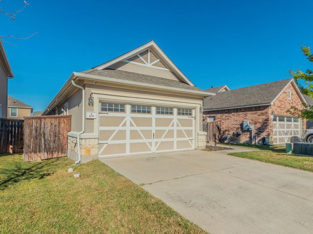109 Holstein ST 107, Hutto, TX 78634