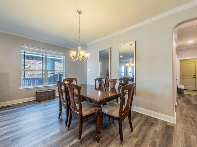 109 Holstein ST 107, Hutto, TX 78634