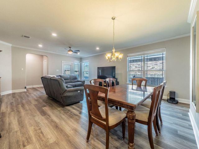 109 Holstein ST 107, Hutto, TX 78634