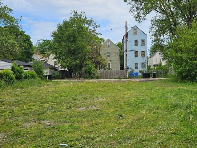 5323 S Wolcott Avenue, Chicago, IL 60609