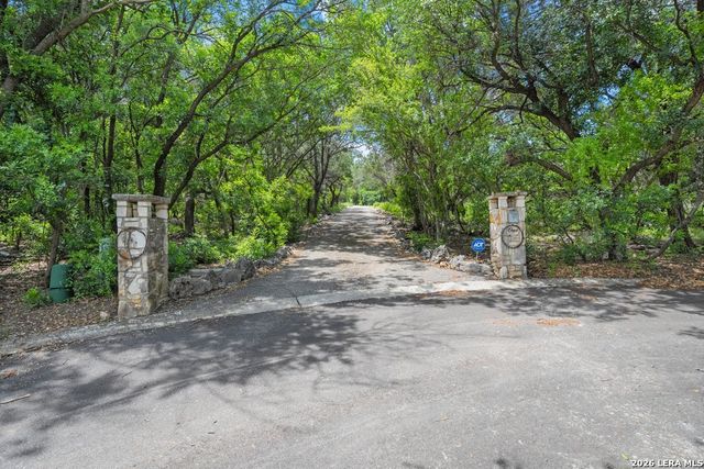 1 Wildwood, New Braunfels, TX 78130
