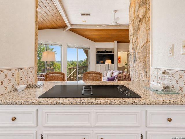 1 Wildwood, New Braunfels, TX 78130