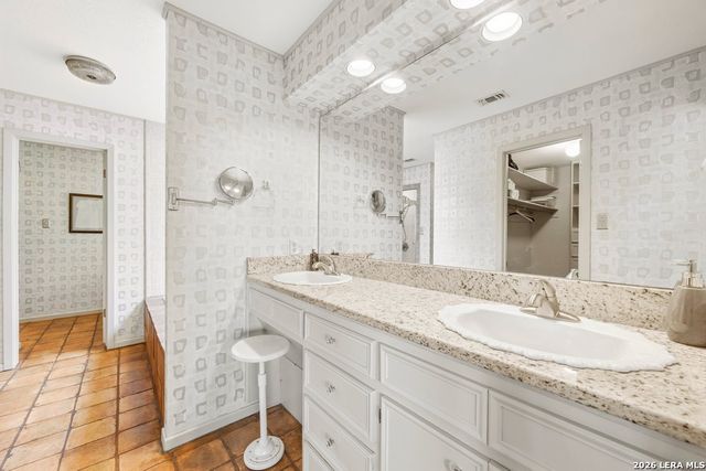 1 Wildwood, New Braunfels, TX 78130
