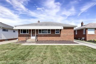 2302 Brookdale Road, Parma, OH 44134