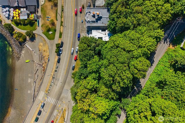 1601 Harbor Avenue SW, Seattle, WA 98116