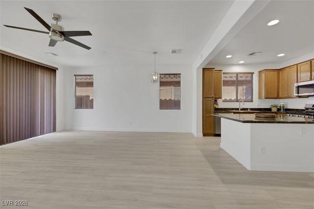 993 Via Canale Drive, Henderson, NV 89011