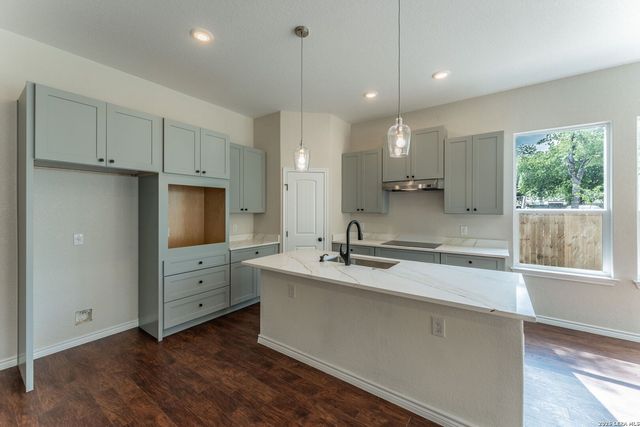 717 Fair, San Antonio, TX 78223