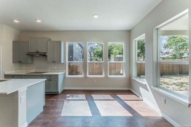 717 Fair, San Antonio, TX 78223