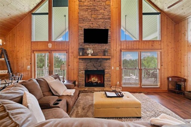 82 Emelia Drive, Morganton, GA 30560