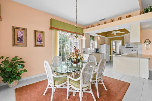 8172 SE Palm Hammock Lane, Hobe Sound, FL 33455