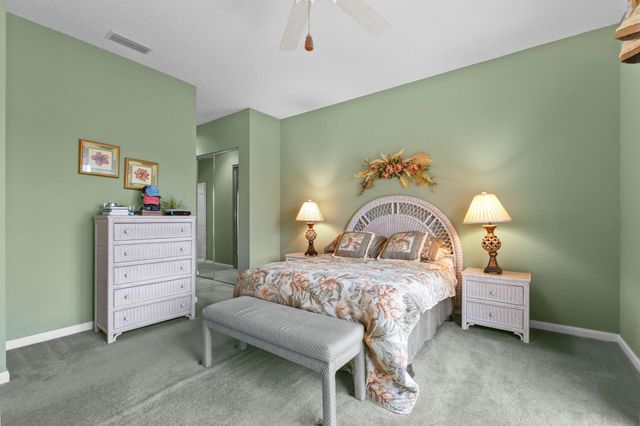 8172 SE Palm Hammock Lane, Hobe Sound, FL 33455