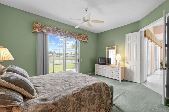 8172 SE Palm Hammock Lane, Hobe Sound, FL 33455