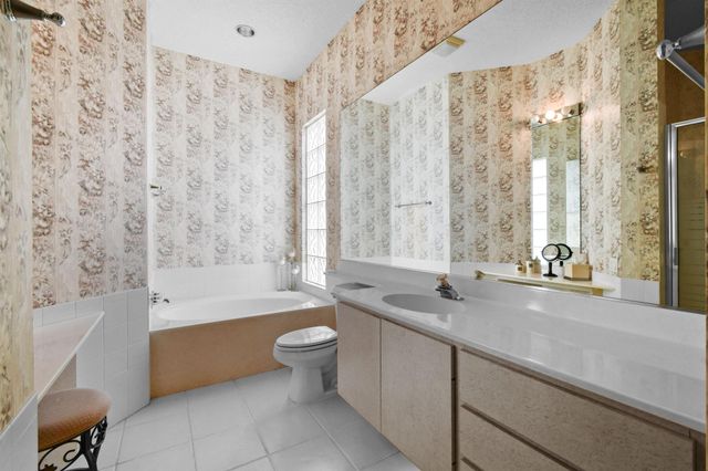 8172 SE Palm Hammock Lane, Hobe Sound, FL 33455